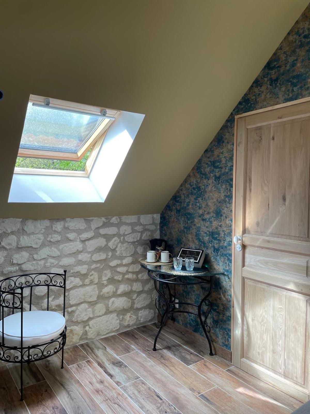 Hotel Le Relais, La Dormance, Le Bois Dormant Châteauvieux Zewnętrze zdjęcie