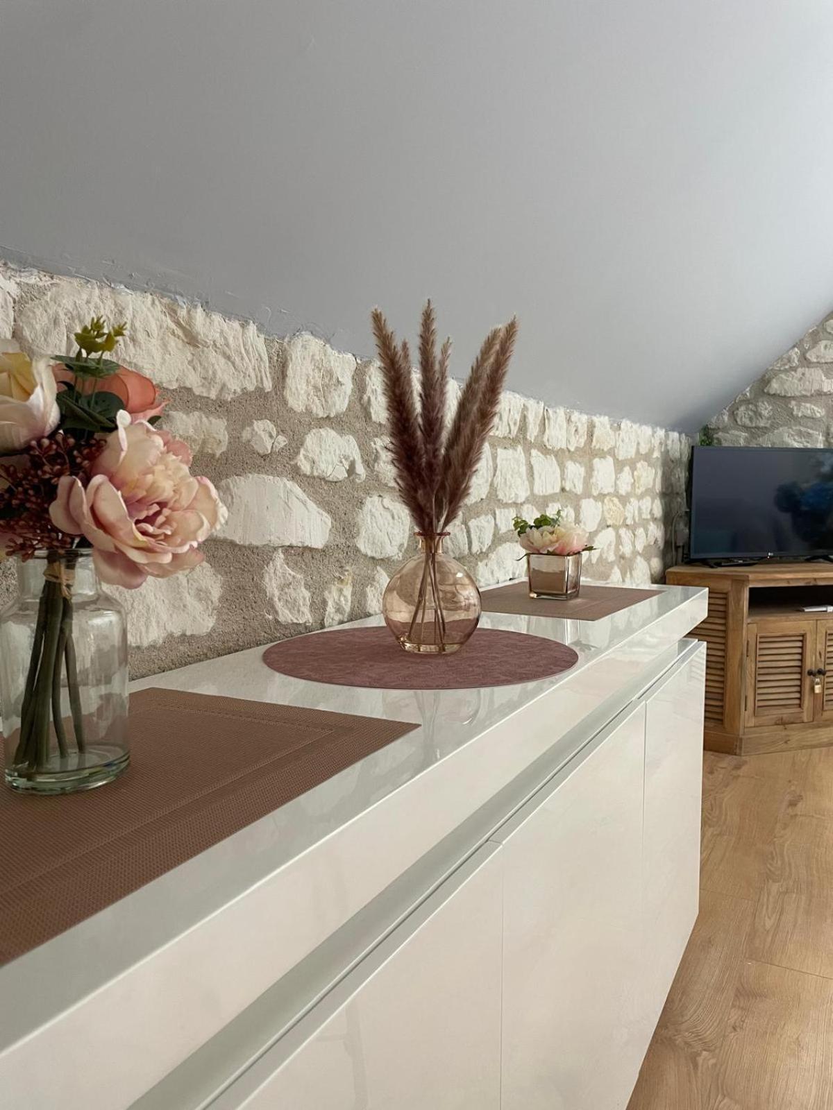 Hotel Le Relais, La Dormance, Le Bois Dormant Châteauvieux Zewnętrze zdjęcie