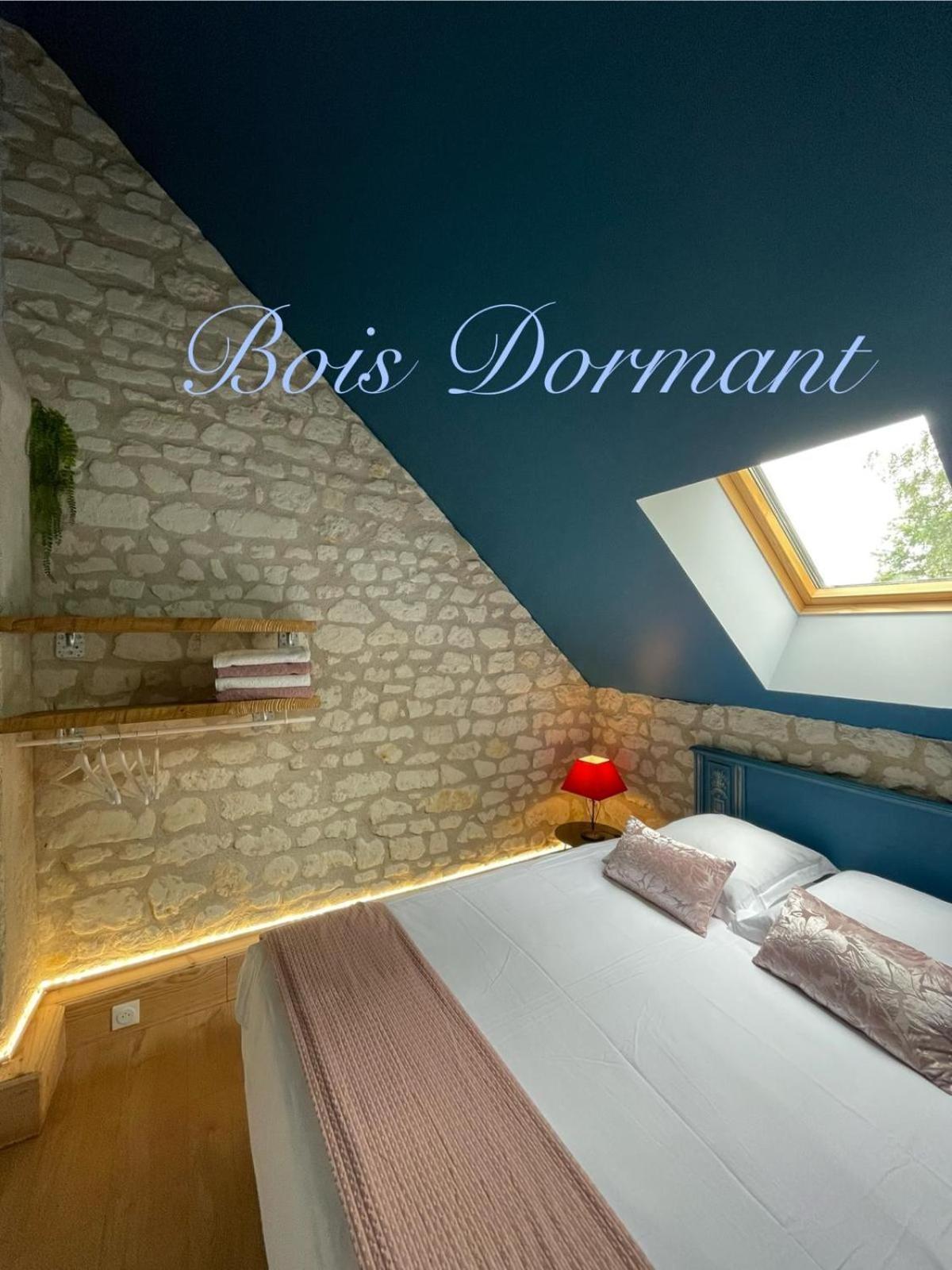 Hotel Le Relais, La Dormance, Le Bois Dormant Châteauvieux Zewnętrze zdjęcie